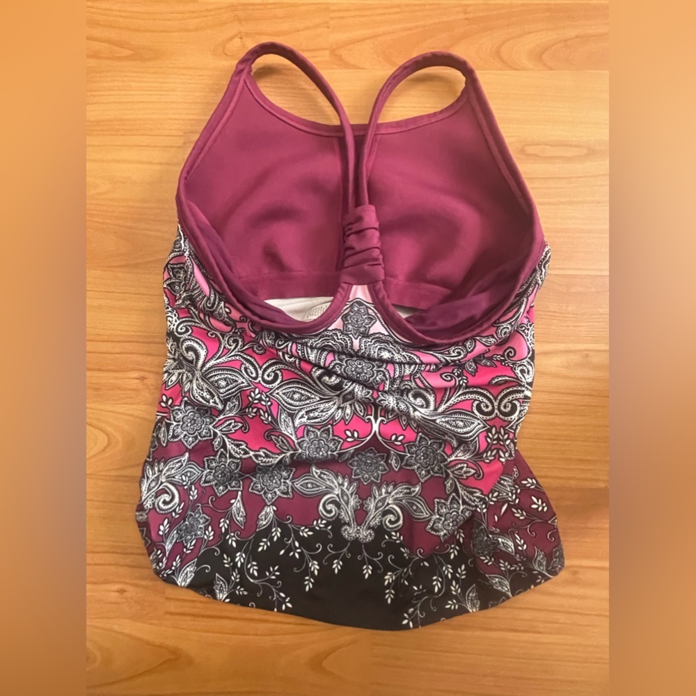 Athleta Pavitra Paisley Racerback Tank Top Womens Small Athleta Tank Top Yoga - Picture 6 of 6
